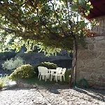 펜션 Quinta Do Pontido 비에이라도미노
